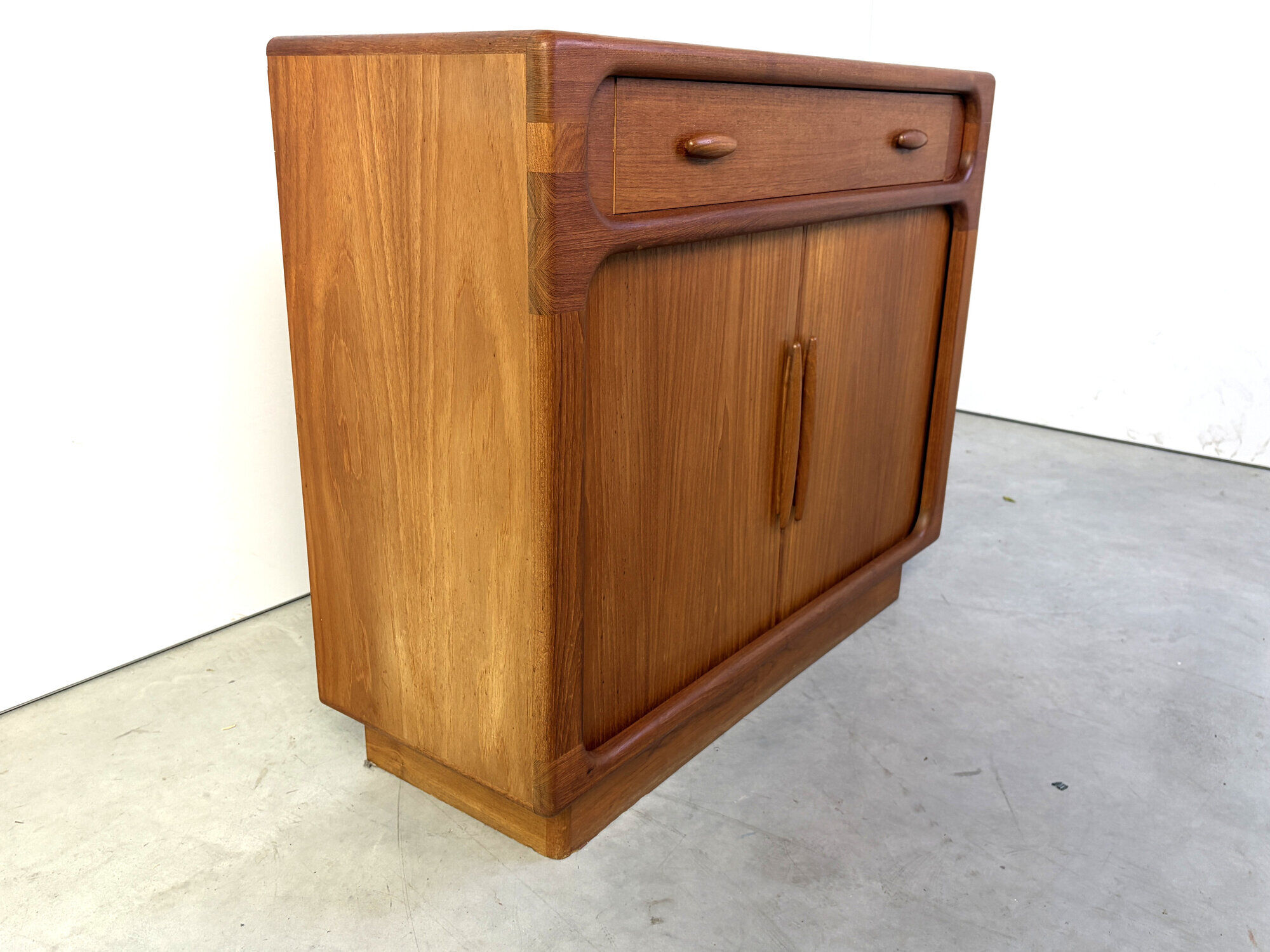 Mid century shoe cabinet by Dyrlund, 1960s