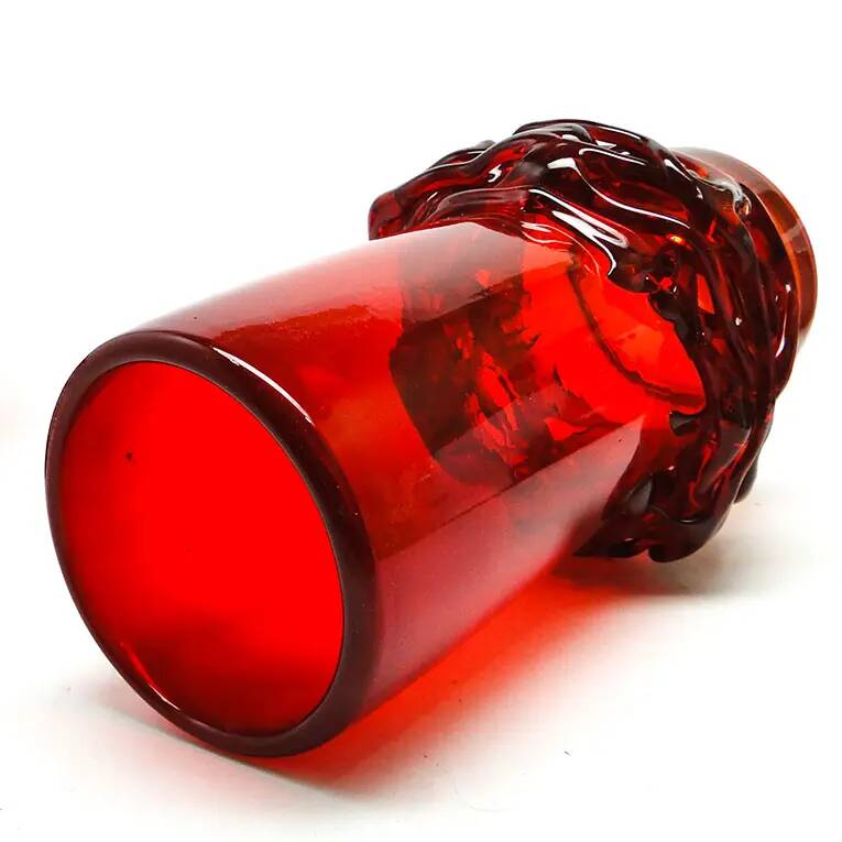 Crown of Thorns vase, red glass, designed by J. Słuczan-Orkusz, Poland, 1970s