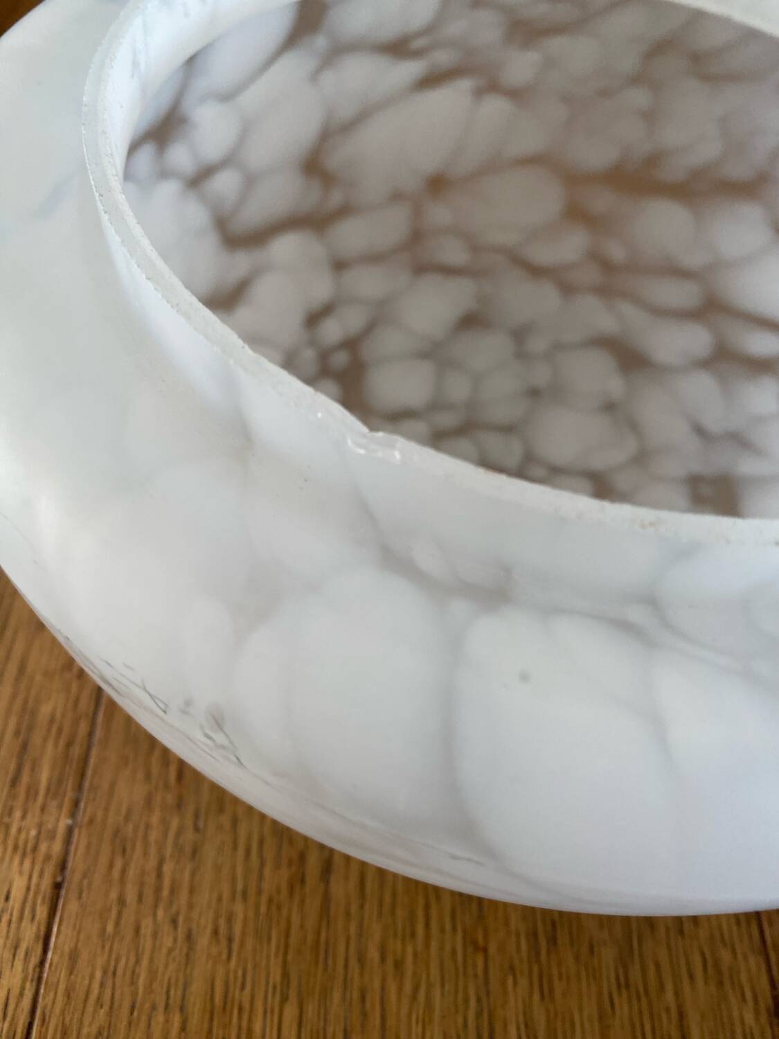 White Clichy glass ceiling light