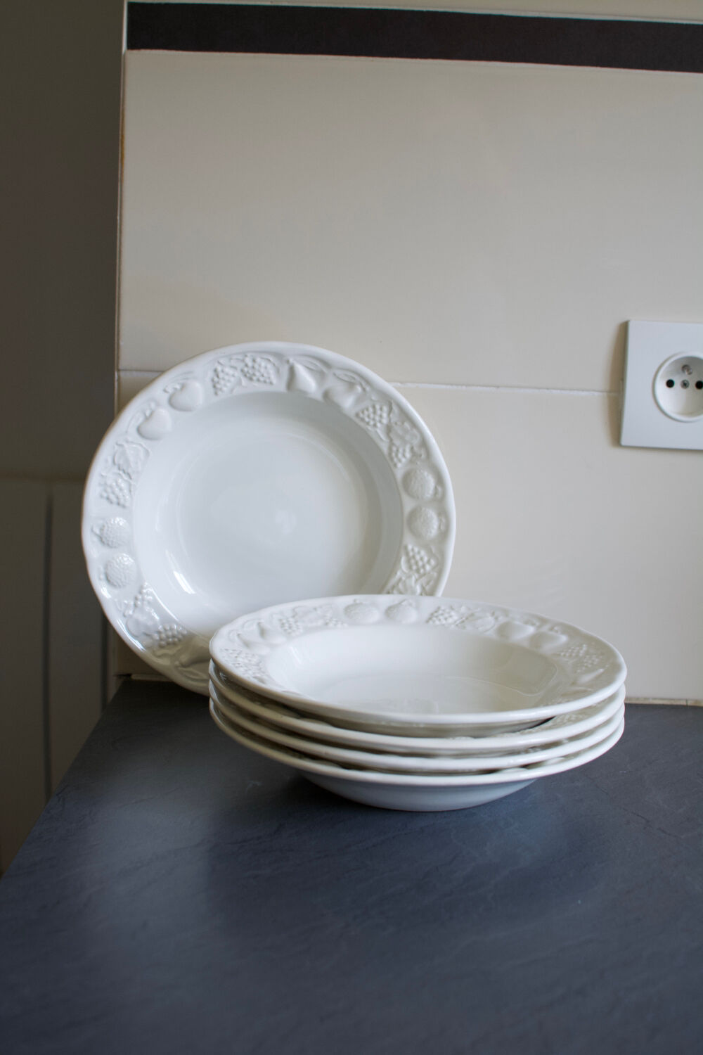 5 vintage hollow plates model Fruit