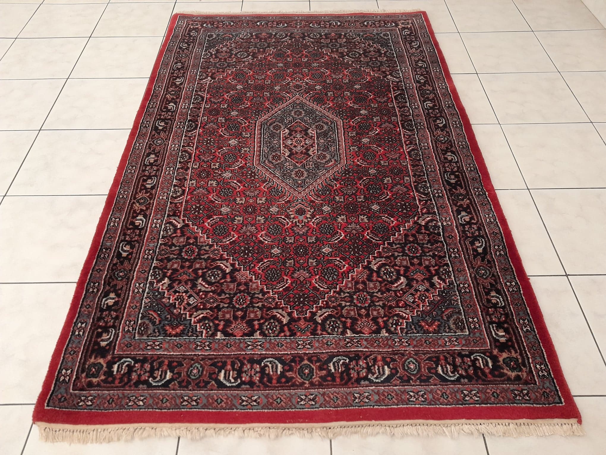 Handmade Indo-Bidjar rug 195x124cm