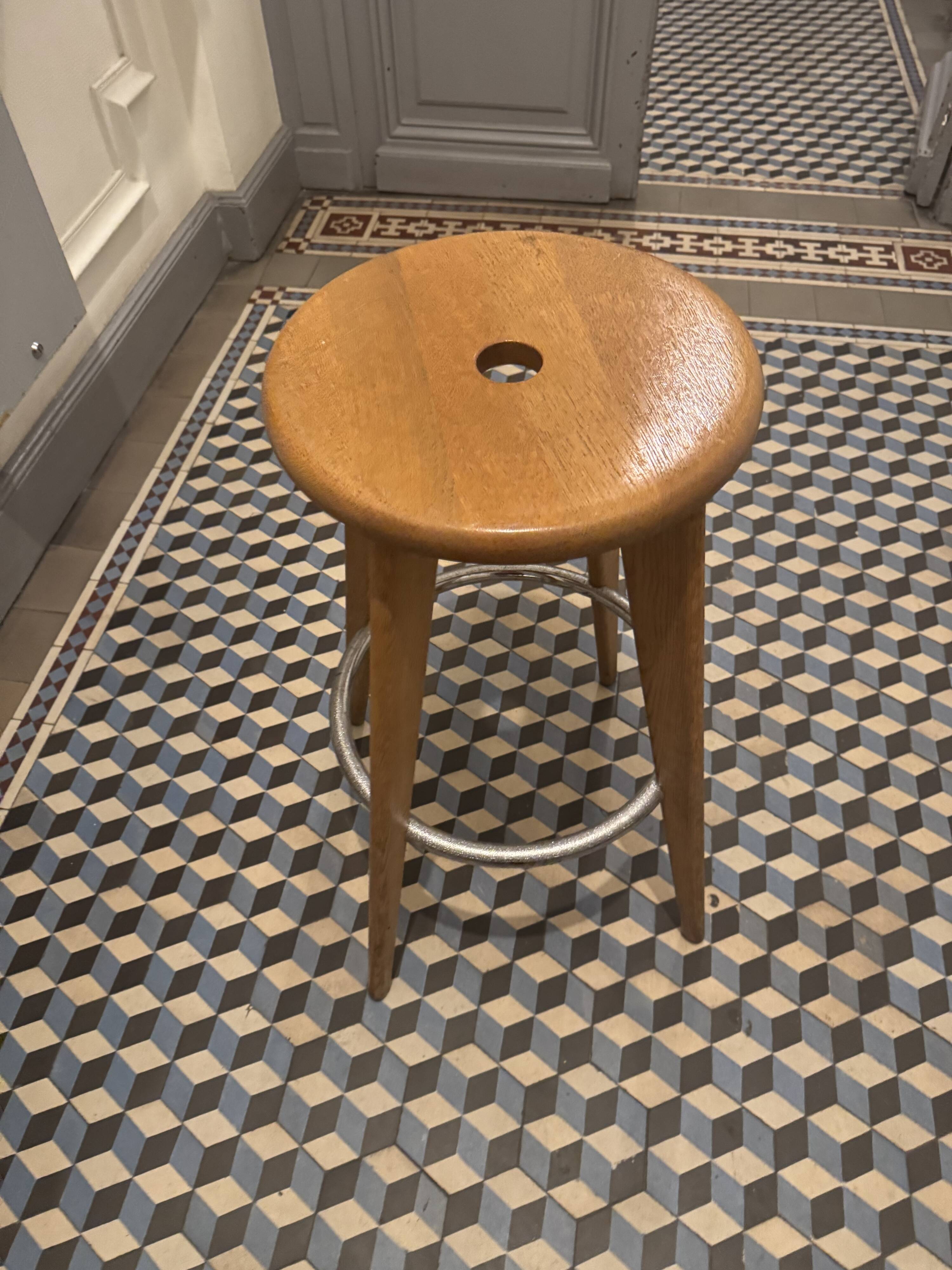Jean Prouvé Stool – Vitra Designs 1942