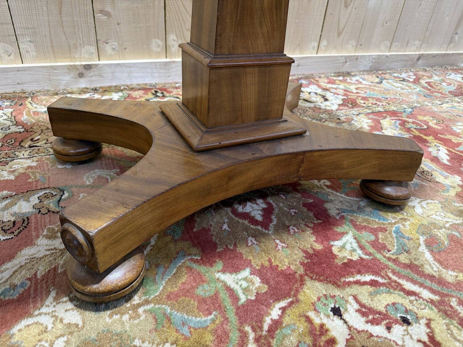 Table à jeux style Anglais - Restauration en noyer