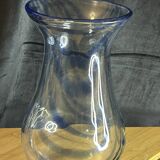 Vase Biot en verre soufflé à inclusions bleues – France vintage – H 23 cm