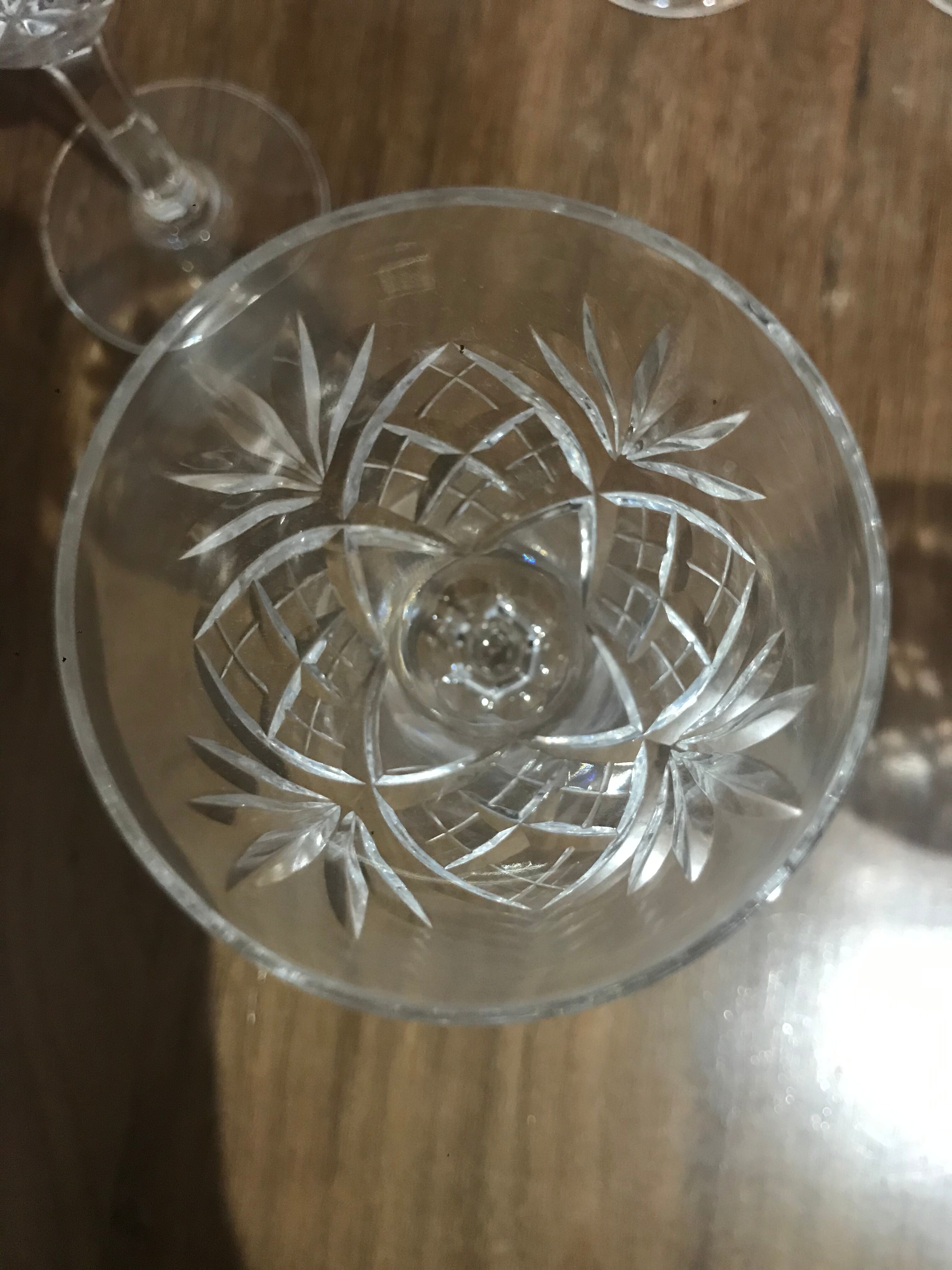 6 verres à vin blanc cristal Saint Louis modèle Chantilly