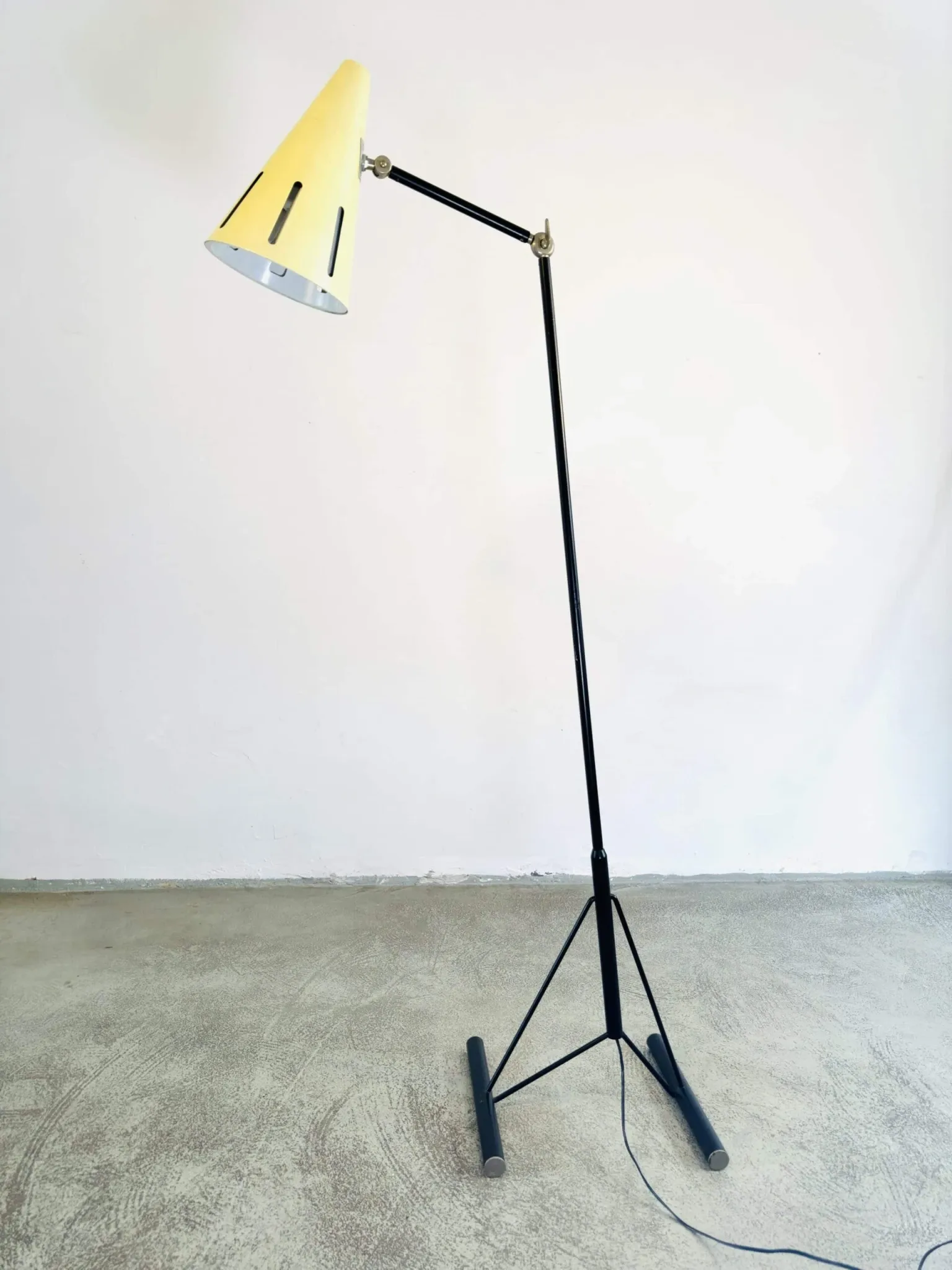 No. 12 Sun Series (Zonneserie) Floor Lamp By H. Busquet For Hala Zeist, The Netherlands, 1950S