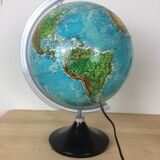 Globe terrestre lumineux vintage