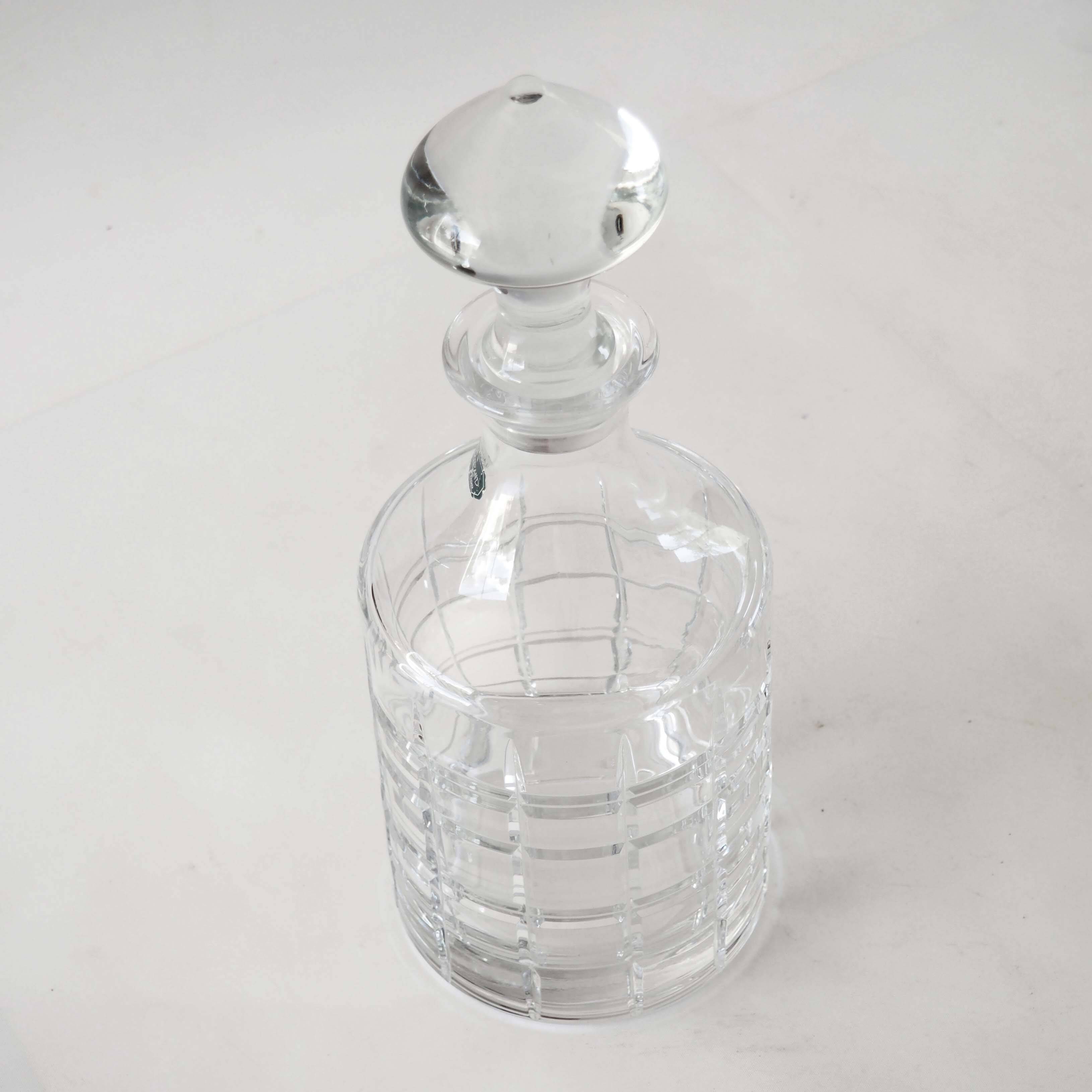 Large cut crystal whiskey decanter