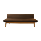 The 60 feet compass daybed