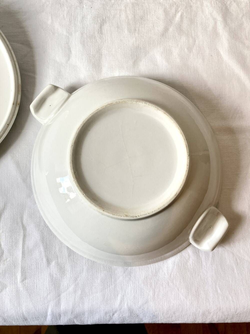 Set of three serving dishes, Moulins des Loups, model "Tablecloth"