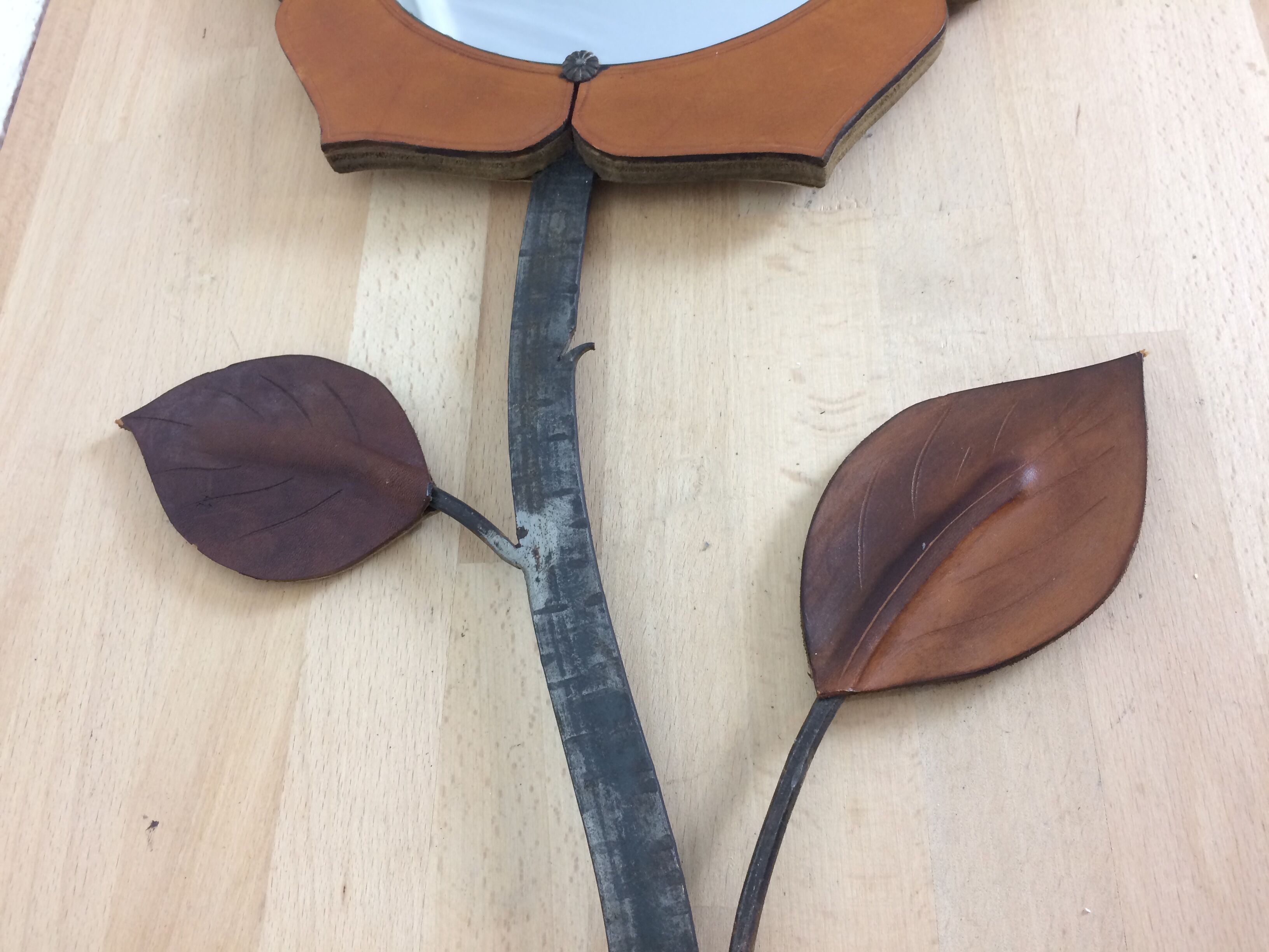 Mirror flower leather and metal 67 x 32 cm