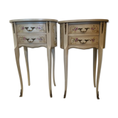 Paire de tables de chevet de style Louis XV peints