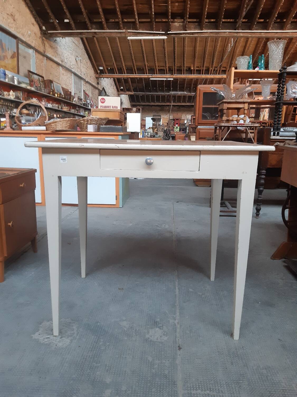 small white table