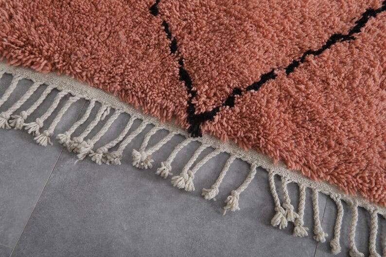 Traditional handmade wool Berber rug 250cmx150cm