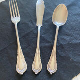 Serving cutlery
