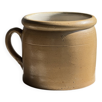 Large stoneware pot with handle H17.5