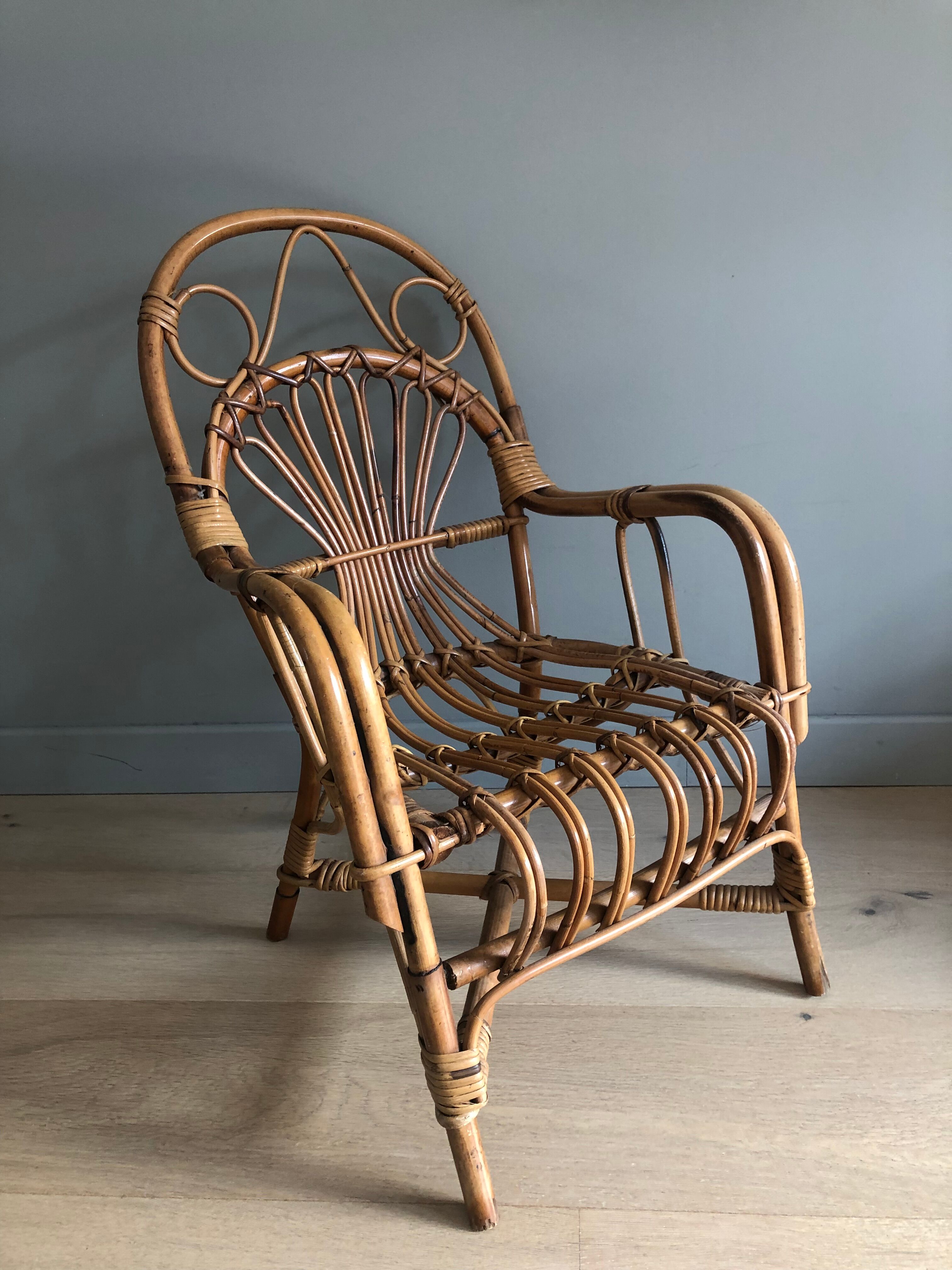 Chaise enfant vintage en rotin