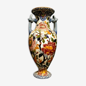 Vase en faïence de Gien au décor pivoine