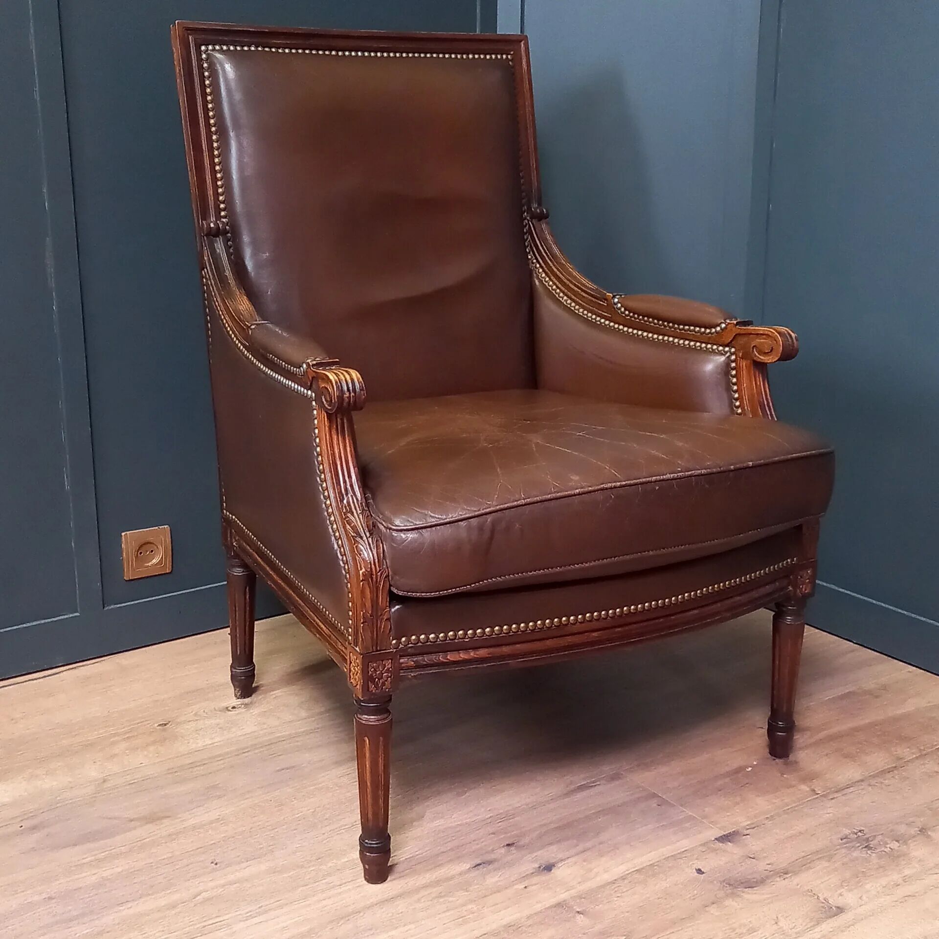 Vintage armchair in Art Deco style - clubchair