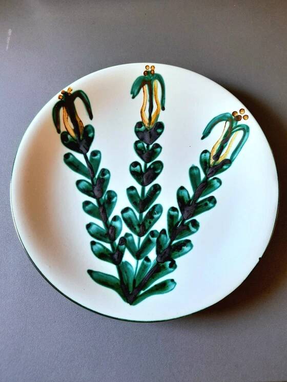 Robert Picault plate, floral decoration, 1960
