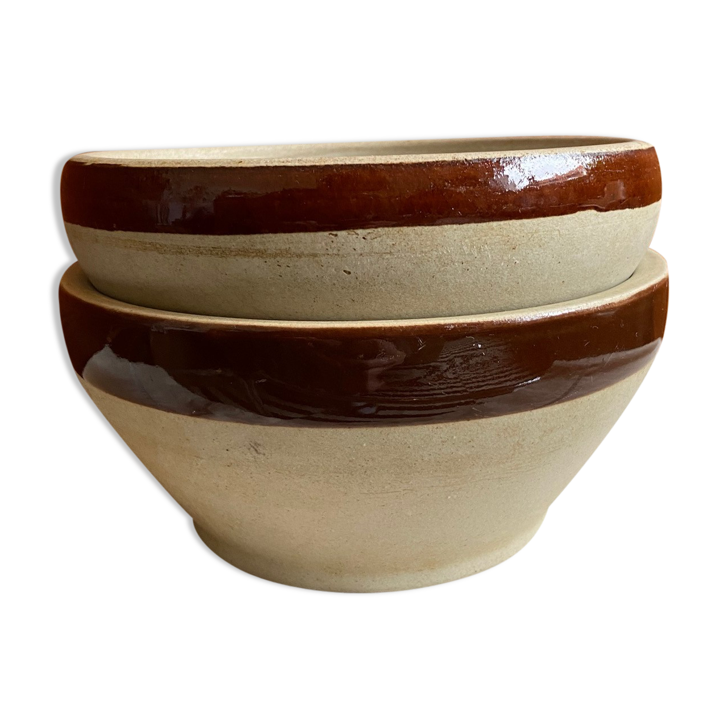 Pair of enamelled sandstone bowls