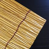 Straw-style slip tray