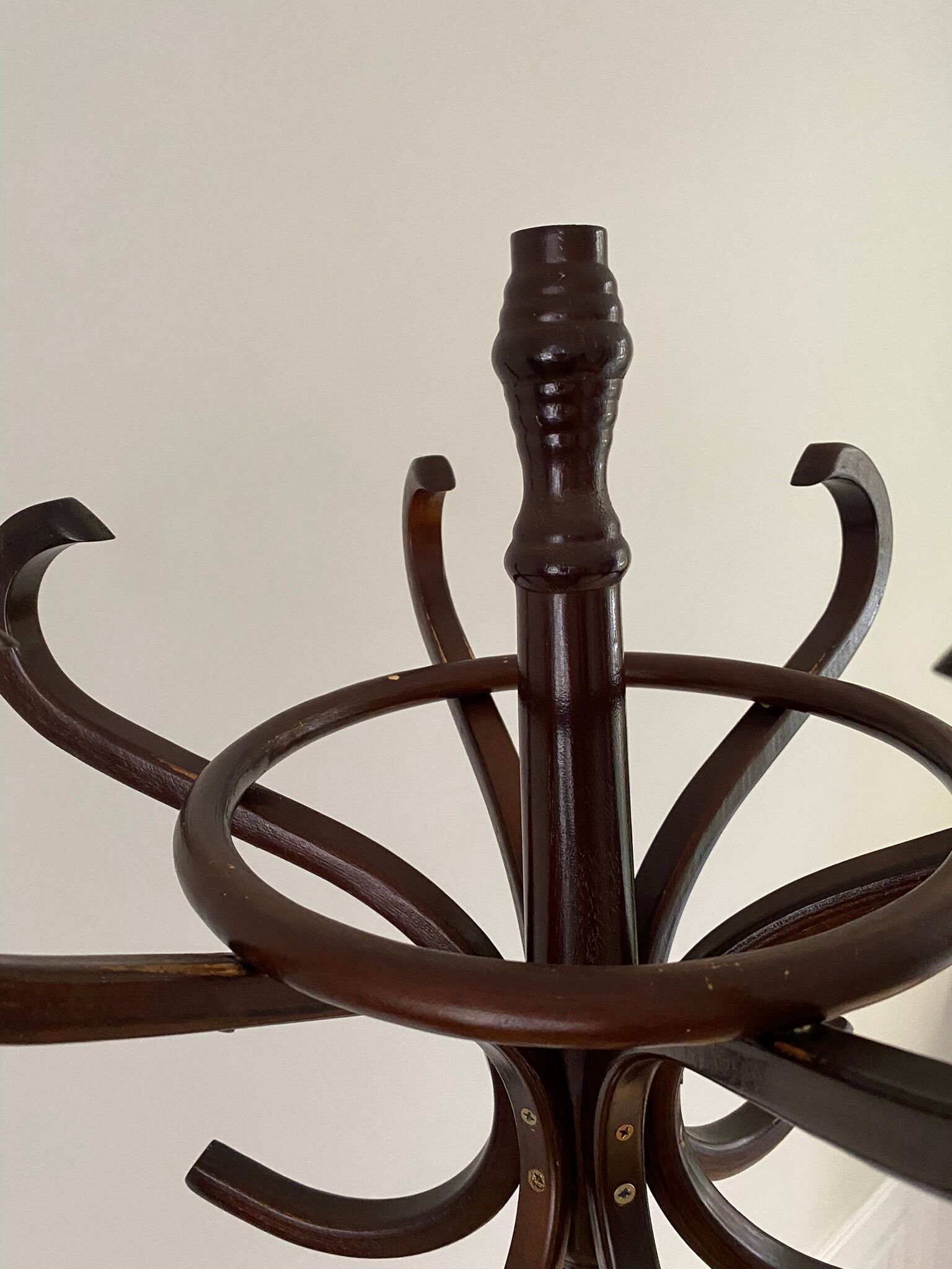 Porte manteau perroquet vintage bois brun
