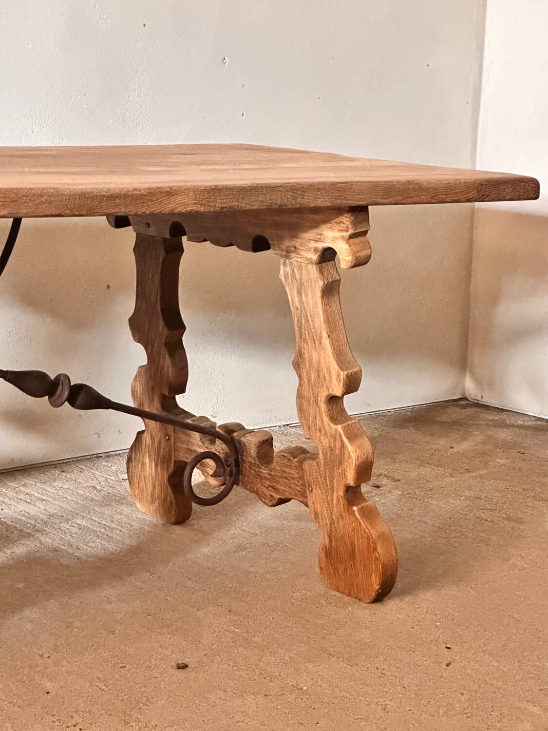 Table en chêne Espagnole