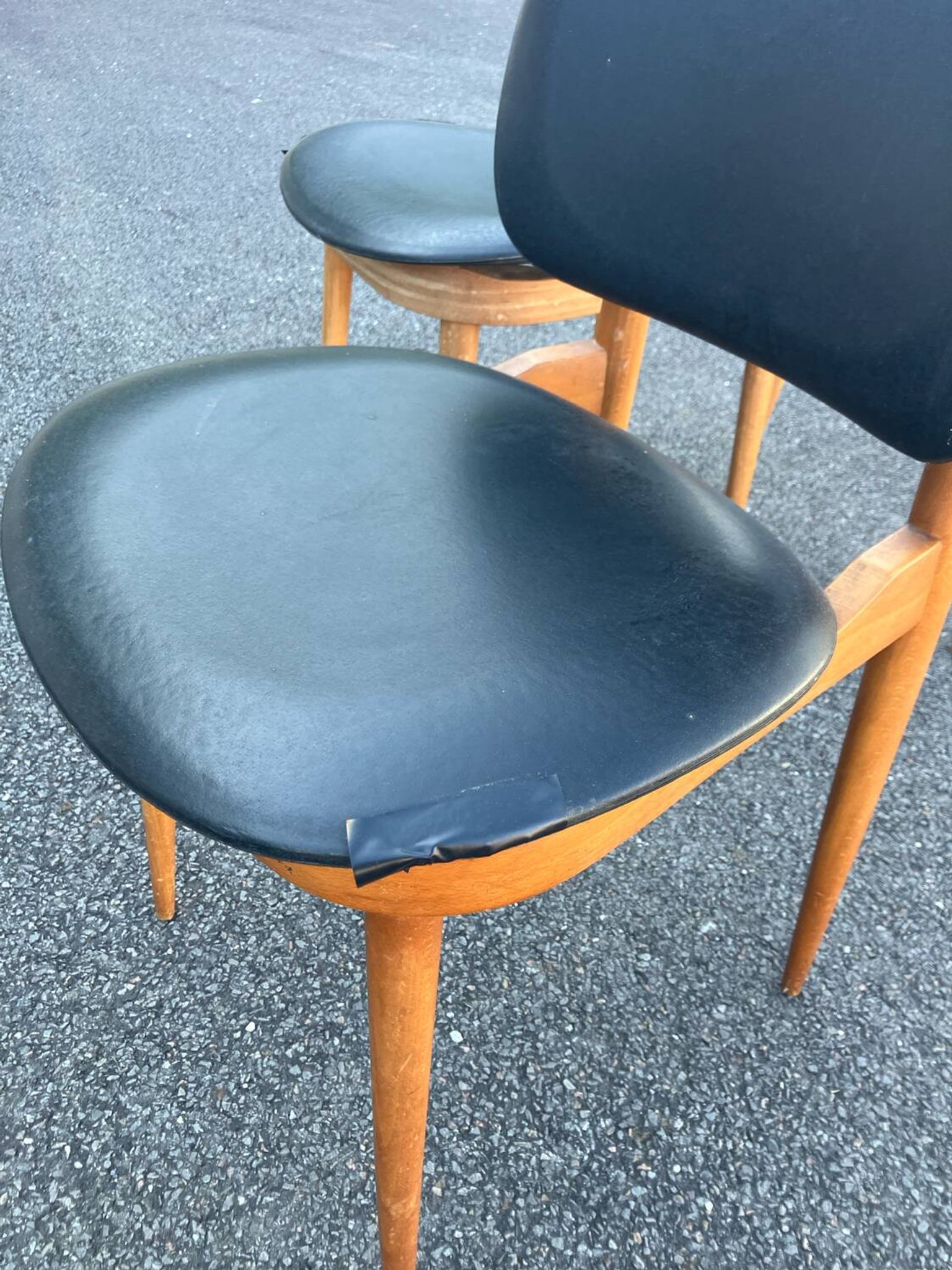 Baumann Pegasus Vintage Chair