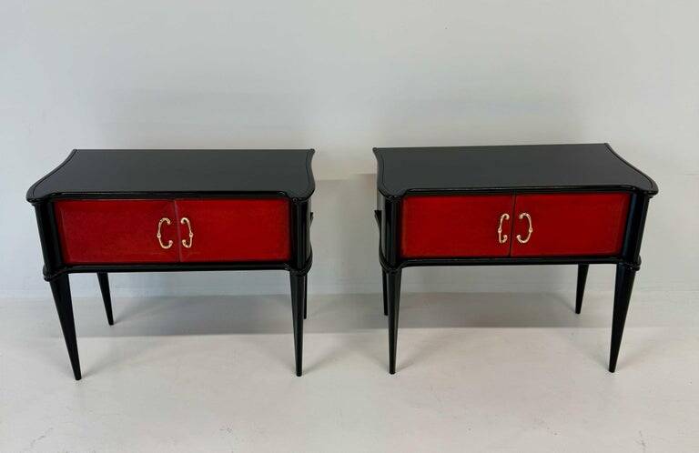 Pair of Italian Art Deco Nightstands in Red Parchment and Black Lacquer, 19