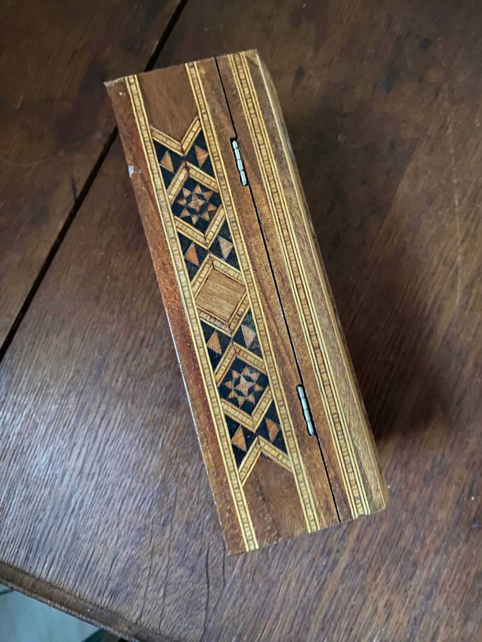 Boîte syrienne en marqueterie et nacre.