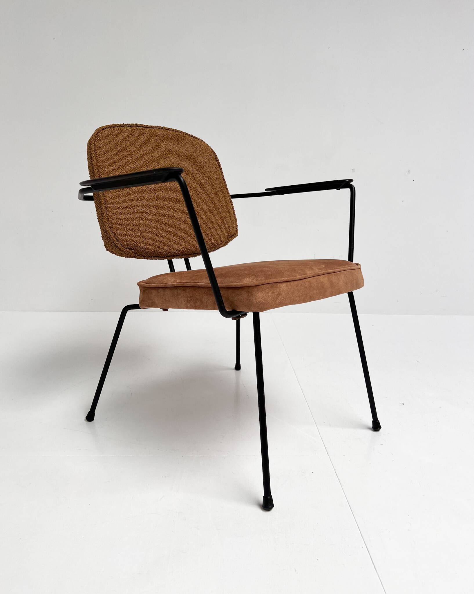 Model 5002 armchair with table by Rudolf Wolf for Elsrijk, 1950s