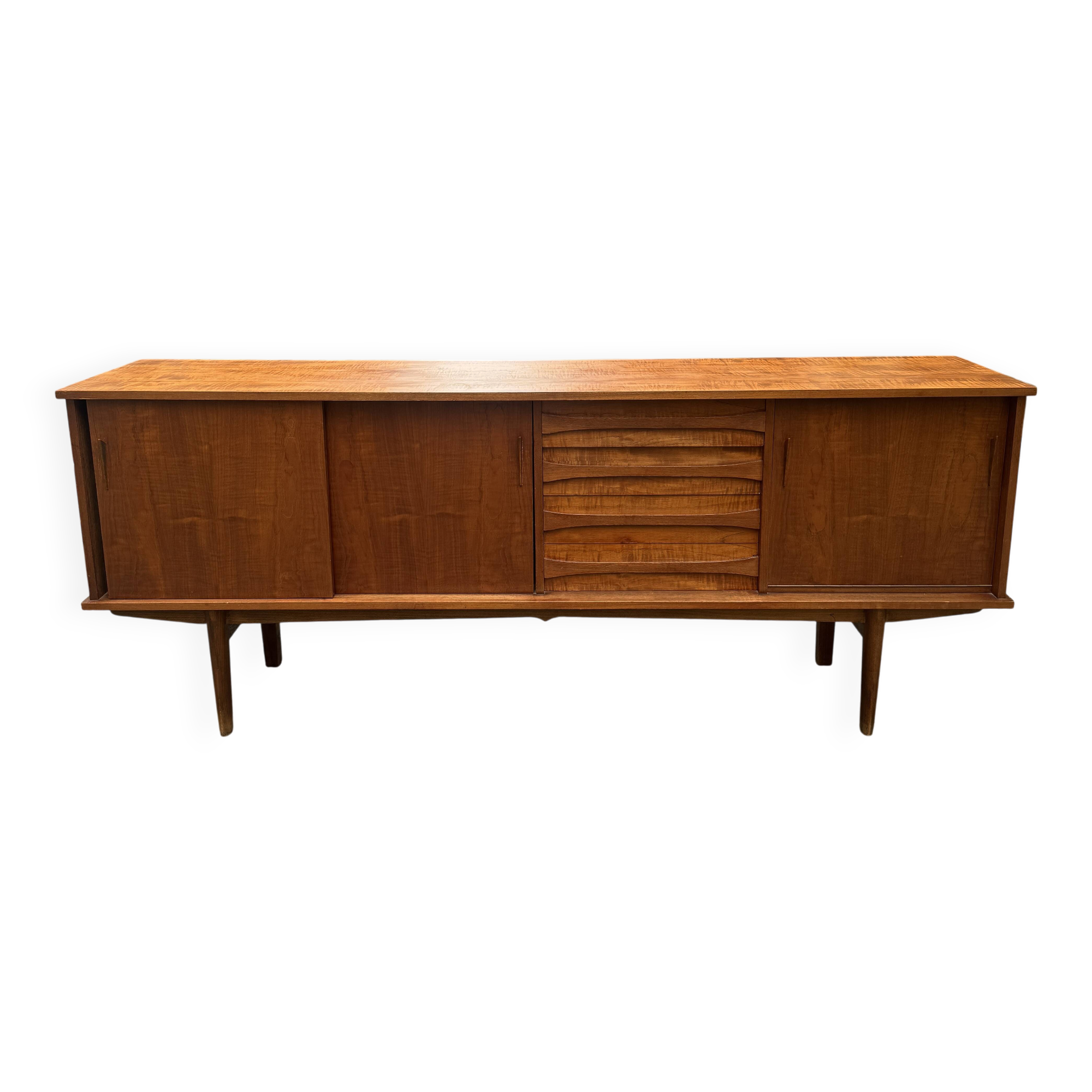 Scandinavian-style enfilade