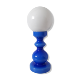 Globe opaline lamp