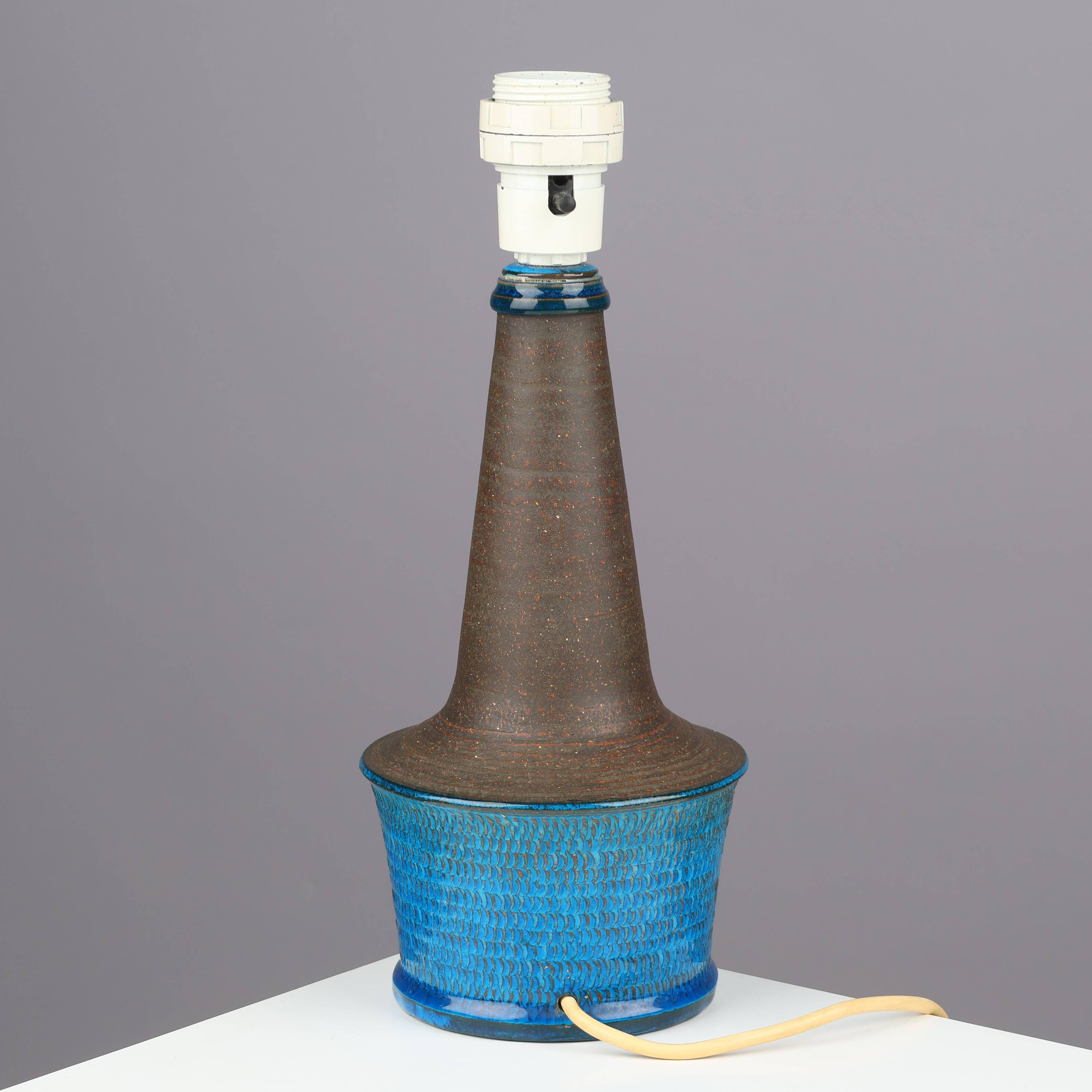 Nils Kahler table lamp in ceramic by Herman A. Kähler, Denmark, 1960 signed