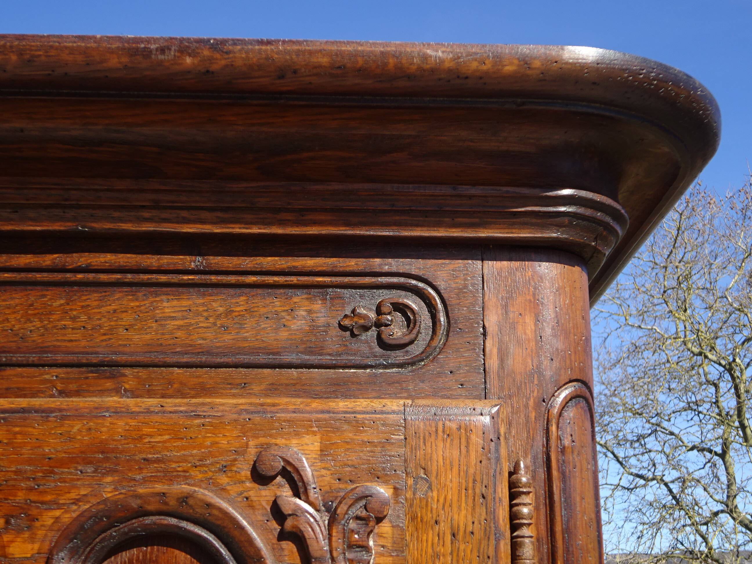 Solid oak wardrobe, Renaissance style