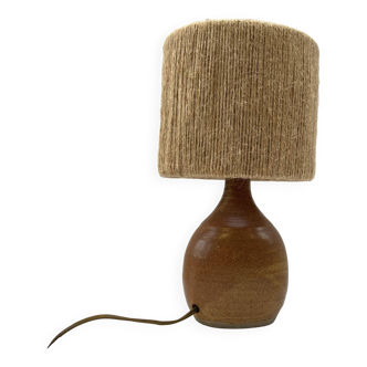 Lampe en grès et son abat-jour en cordelette de jute