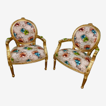 Pair de fauteuils style Louis XV imprimait de fleur