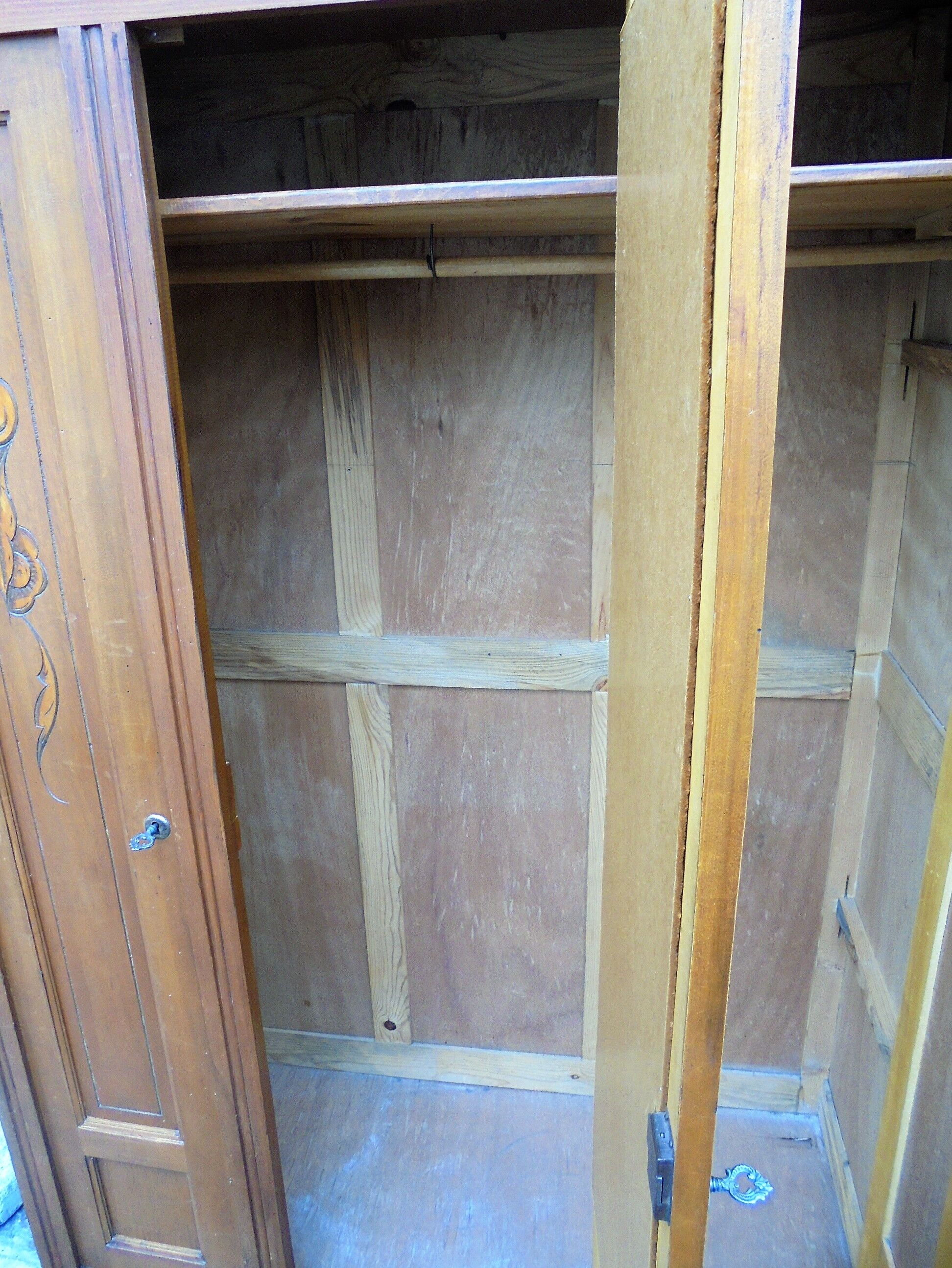 Armoire penderie art déco