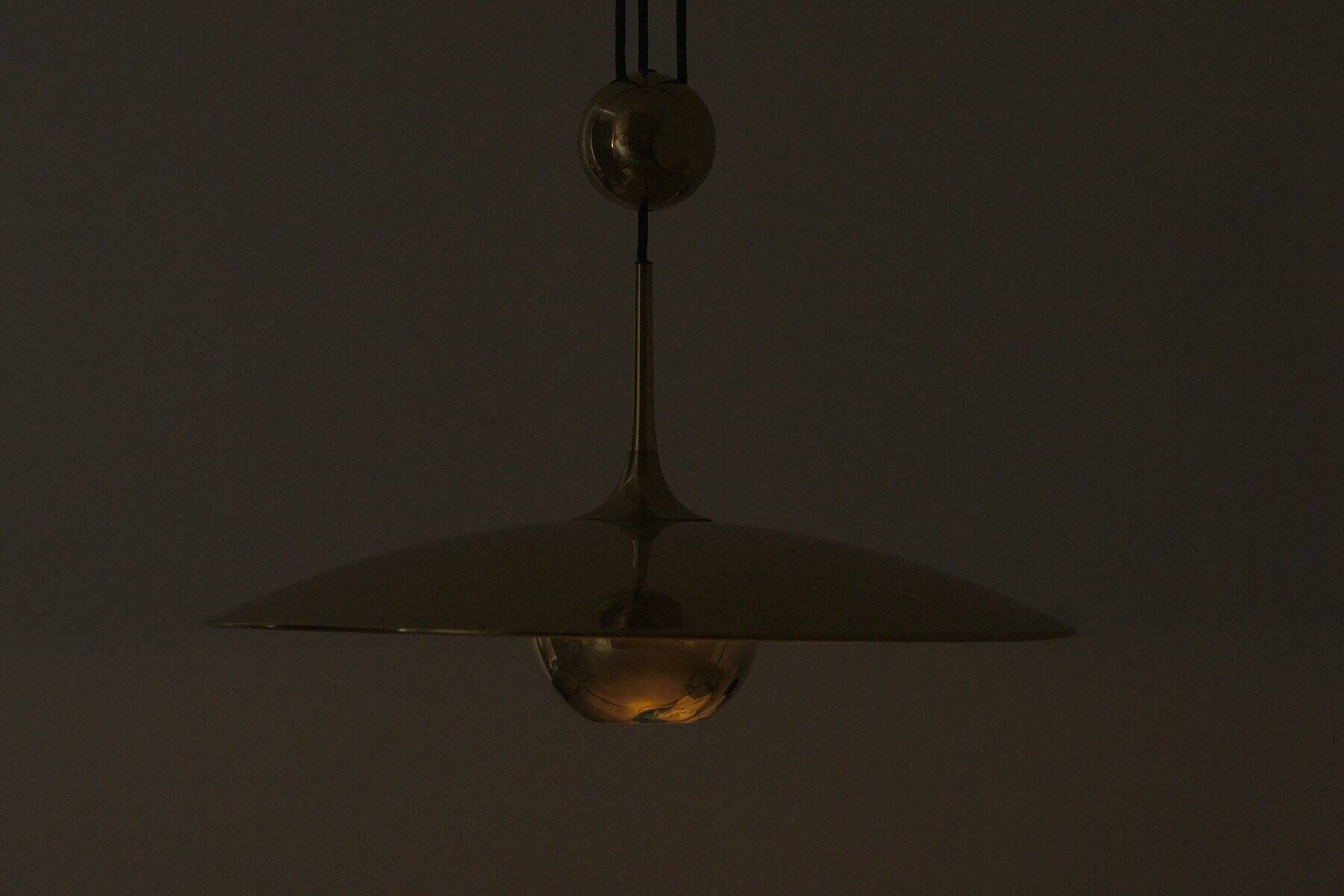 Pendant lamp in brass by Florian Schulz