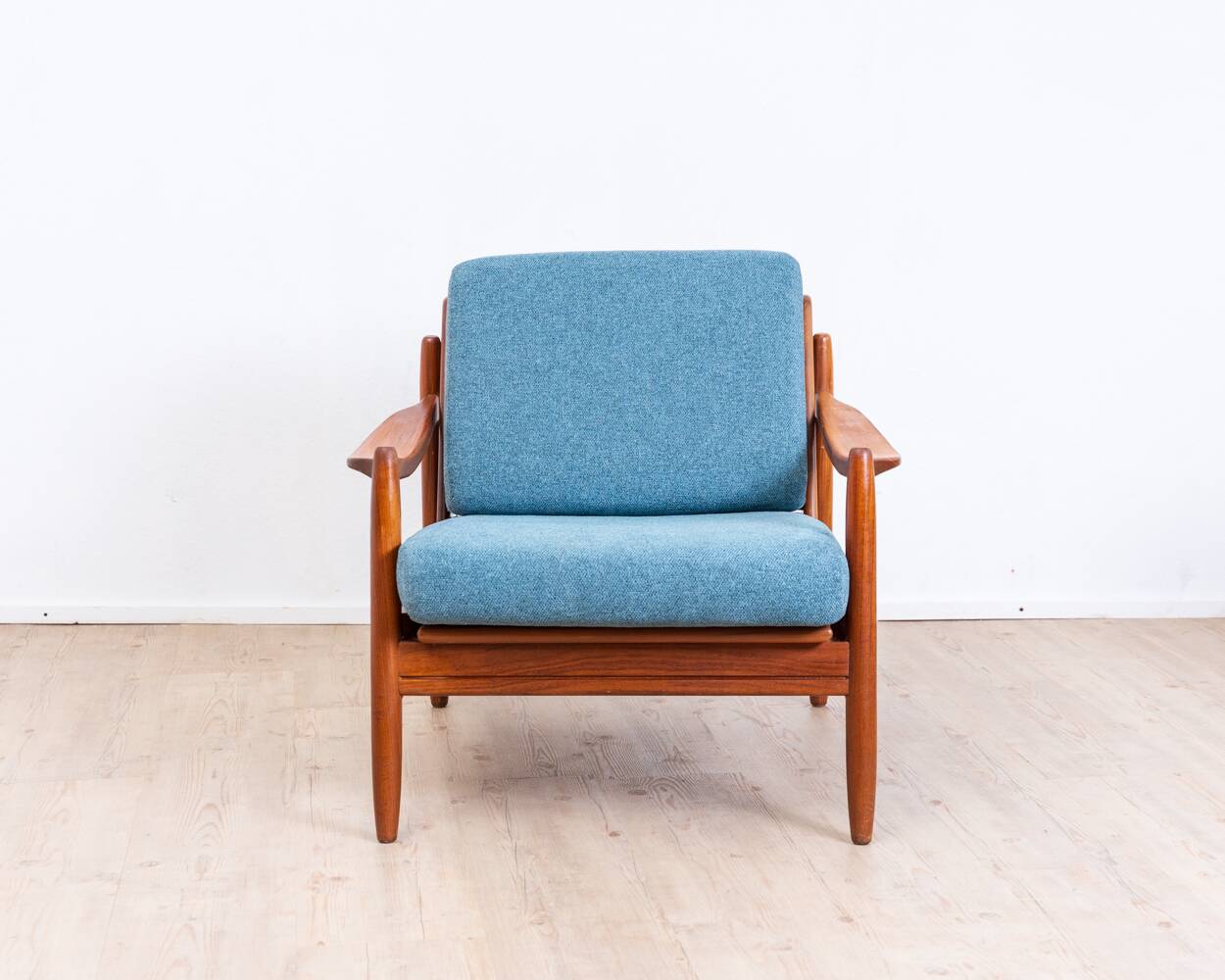 Fauteuil Teak années 60 Bleu