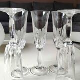 Lot 5 Large champagne flutes in cut crystal. Diamond drop/point patterns. High 20.5 cm