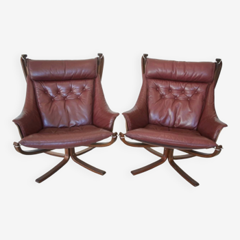 Vintage retro Sigurd Resell leather highback winged Falcon chairs