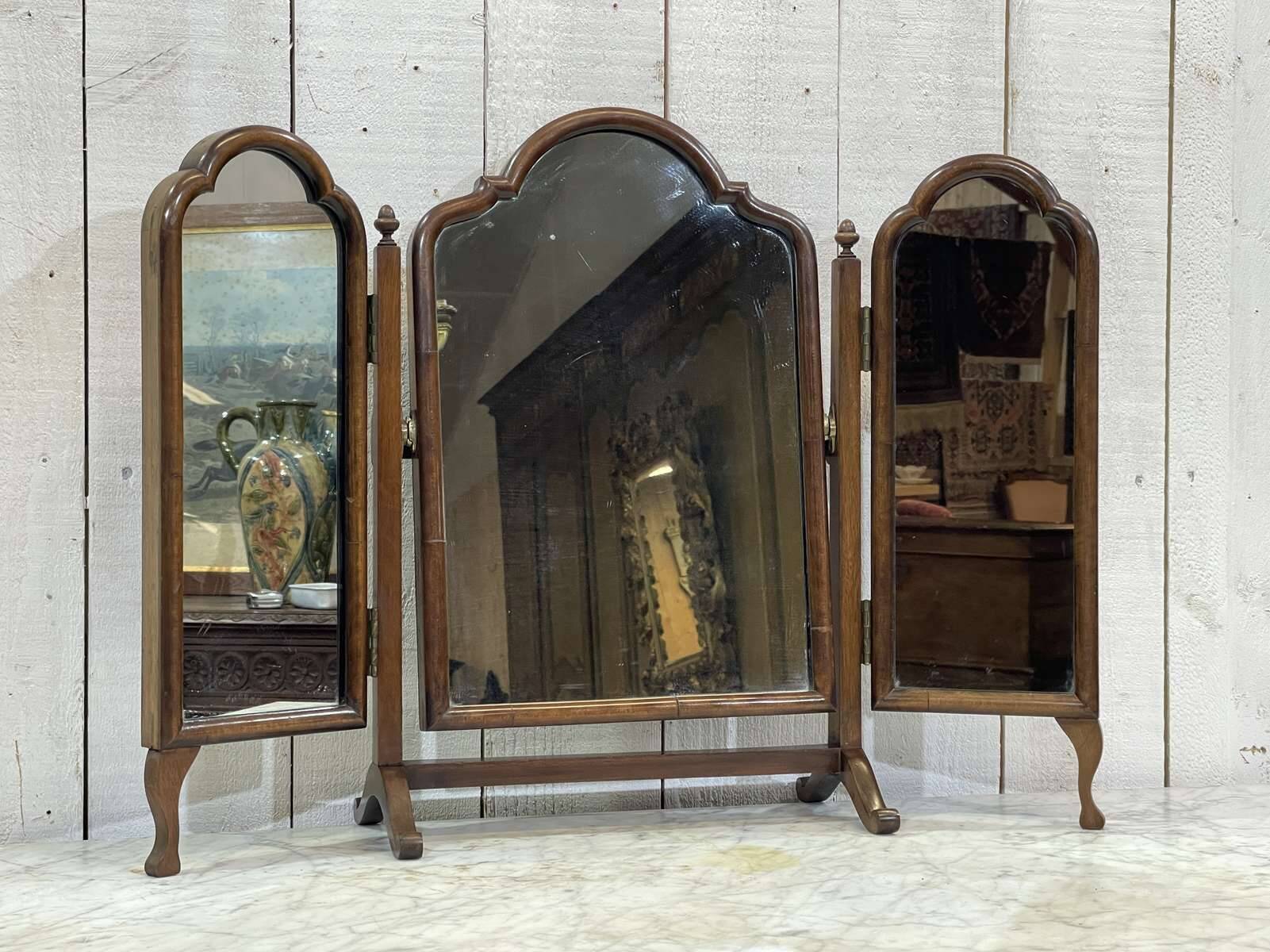 Psyche triptych, English, early 20th century, in mahogany