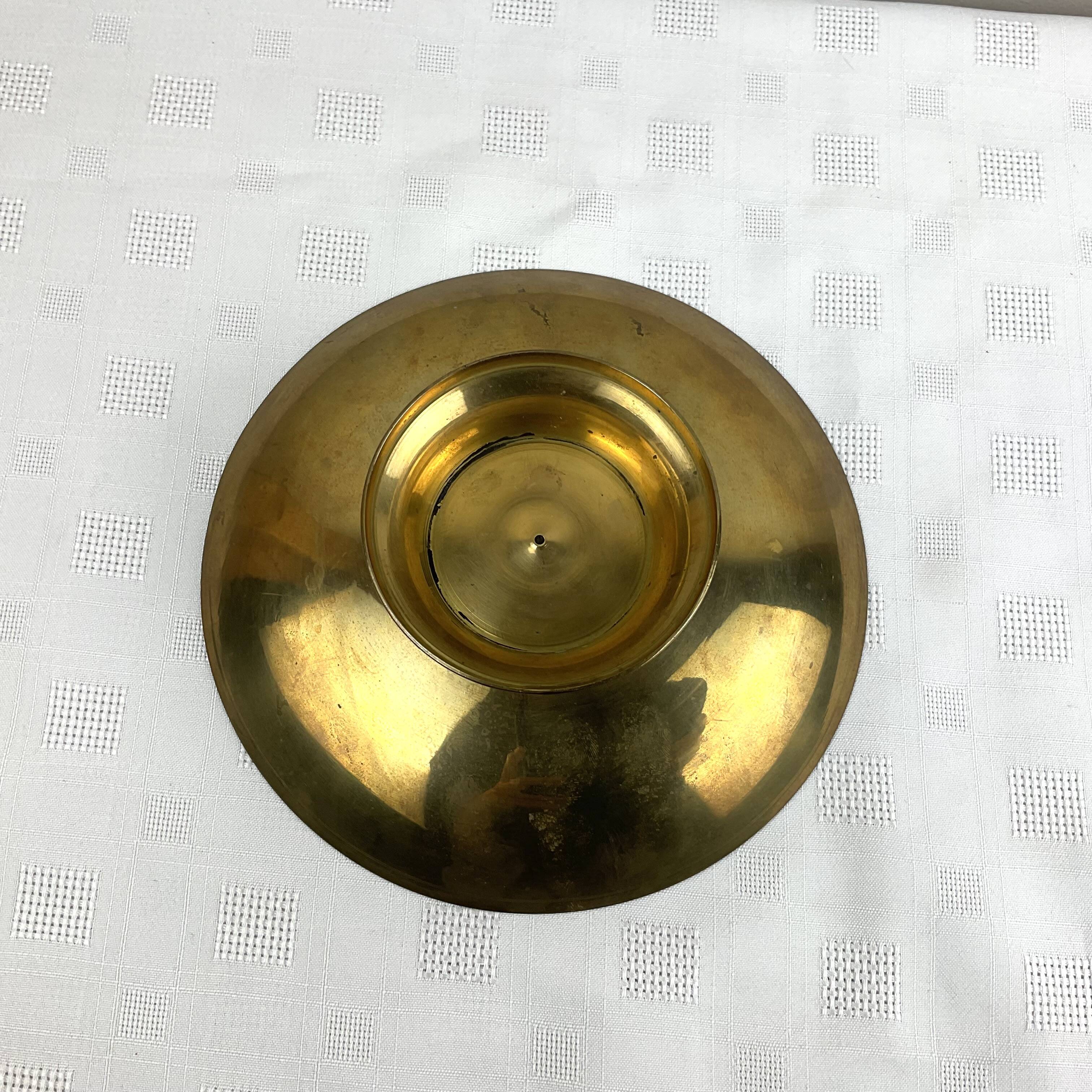Cup/empty pocket in enameled brass on foot