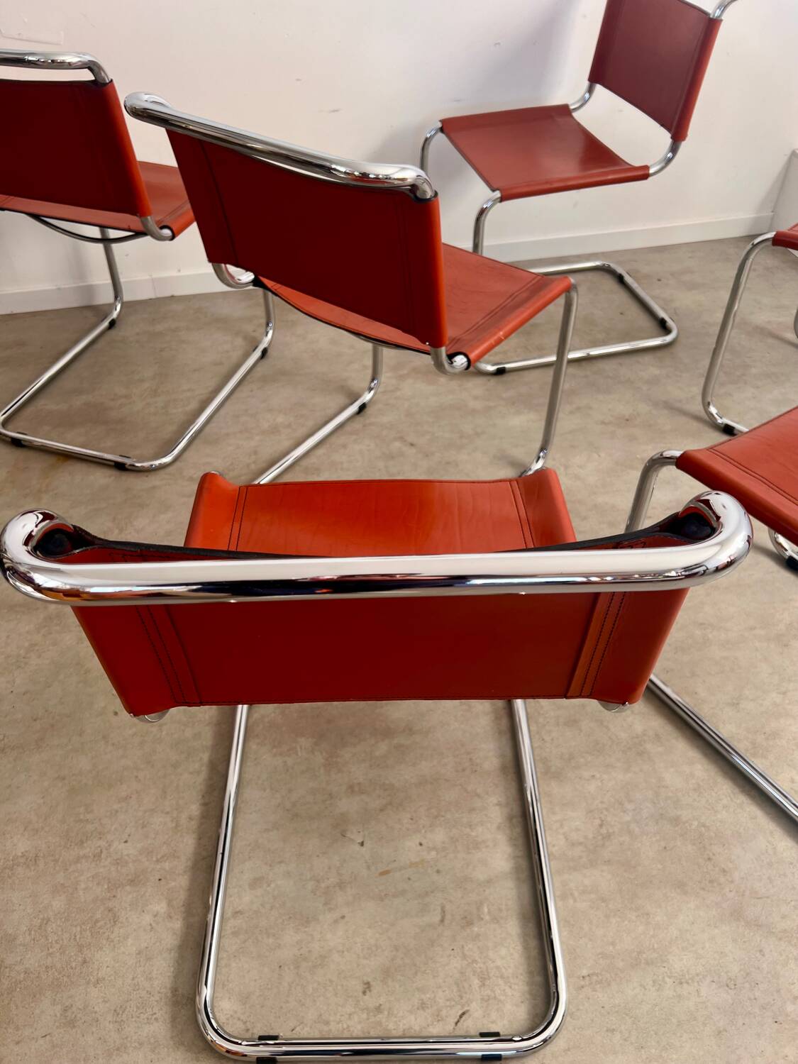 Lot 6 tubular chairs S33 design Mart Stam vintage cognac leather from the 70s