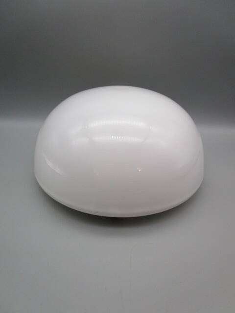 Plafonnier ancien en opaline