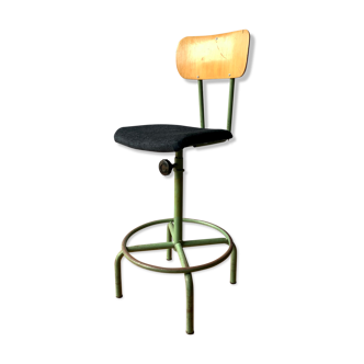 Industrial high chair