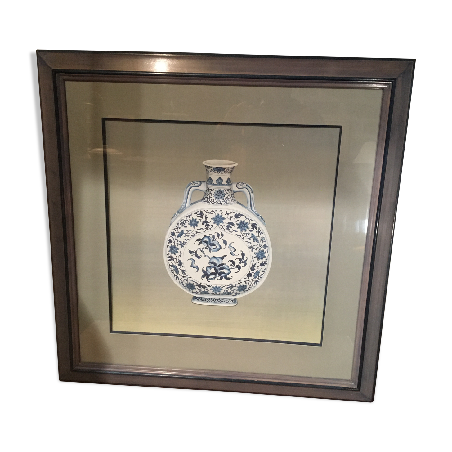 Blue and white Ming pottery, hand painted