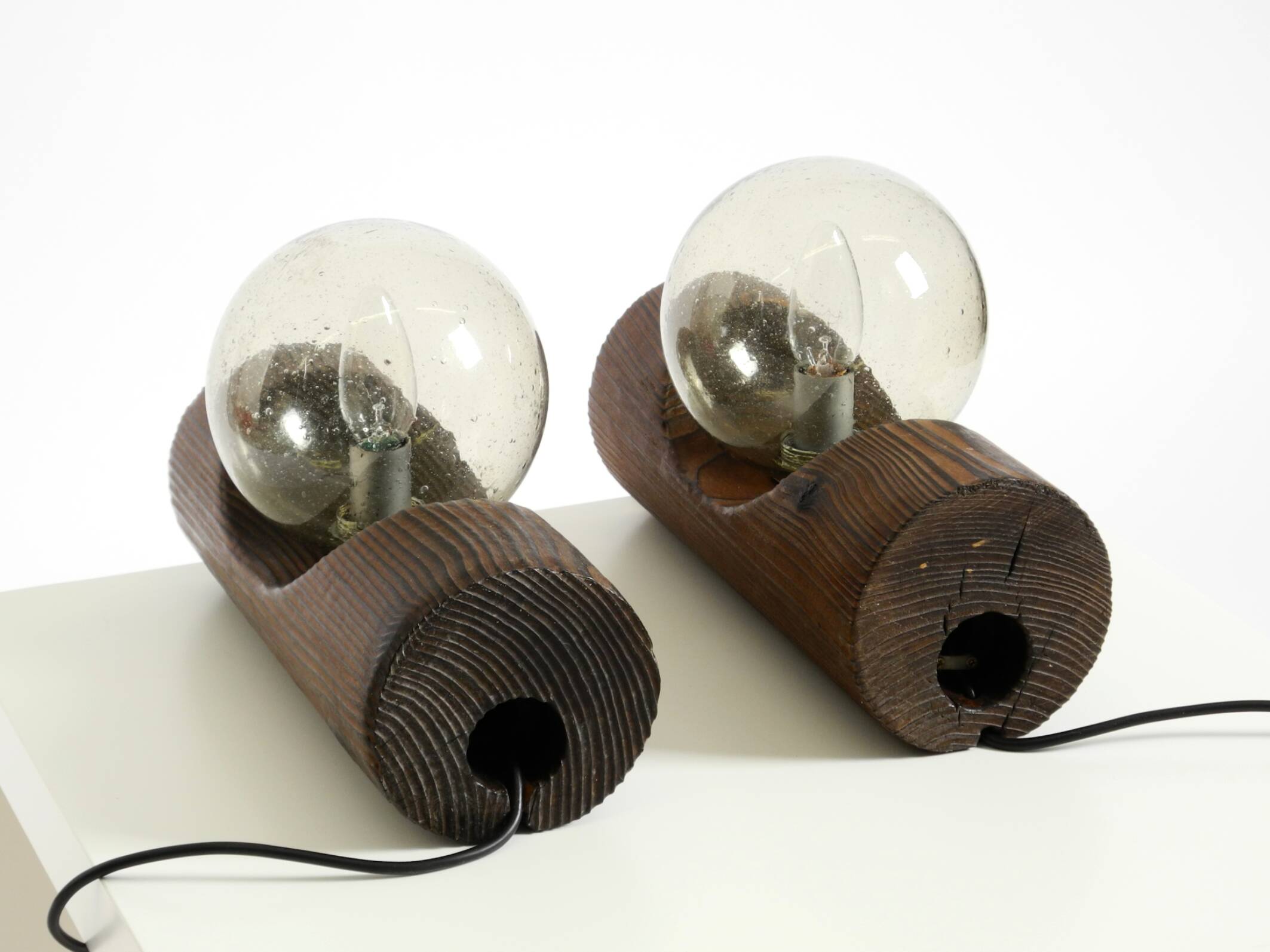 Pair of rare 1960s Temde table and wall lamps made of solid pine